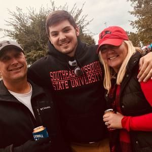 Meet your Posher, Colin